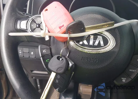 2014 Kia Soul from USA, damaged, VIN KNDJN2A26E7025226